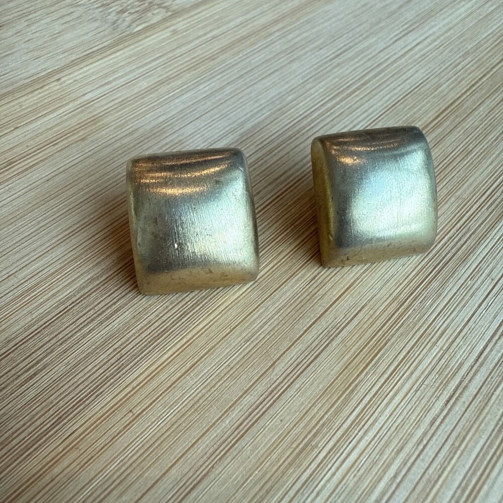 VINTAGE GOLD SQUARE STUD EARRINGS BRAND UNBRANDED